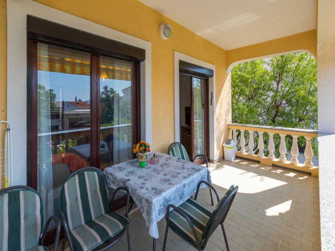 Apartment Nevelina Selce Esterno foto